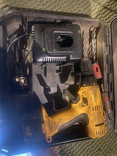 Dewalt 18v cordless drill - dewalt,